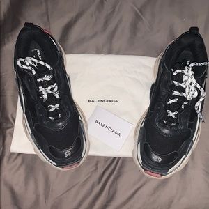 Balenciaga Triple S Sneakers Sz 39
